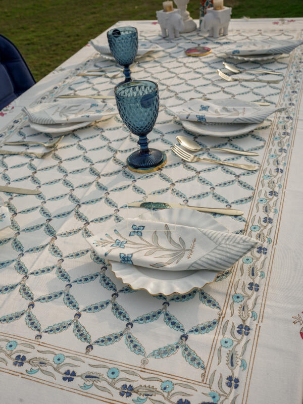 Table Linen - Image 3