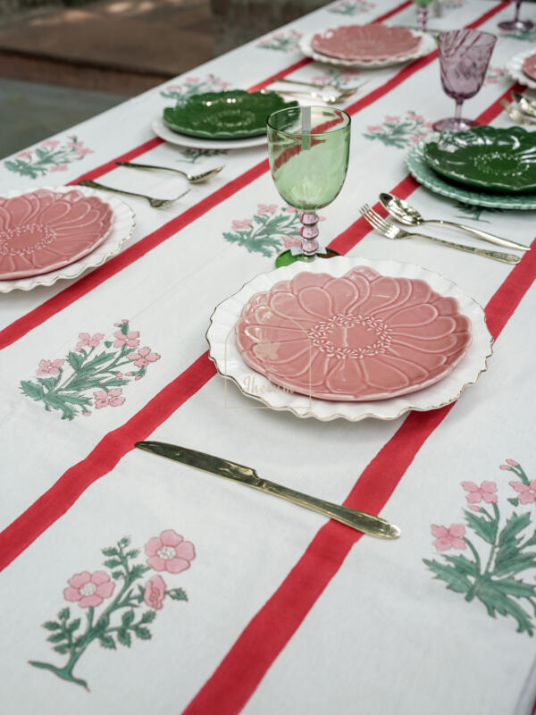 Table Linen - Image 4